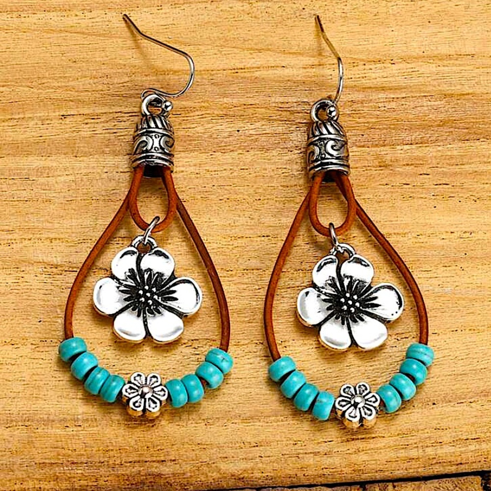Silver Vintage Handmade Turquoise Daisy Dangle Earrings - Picture 4 of 6